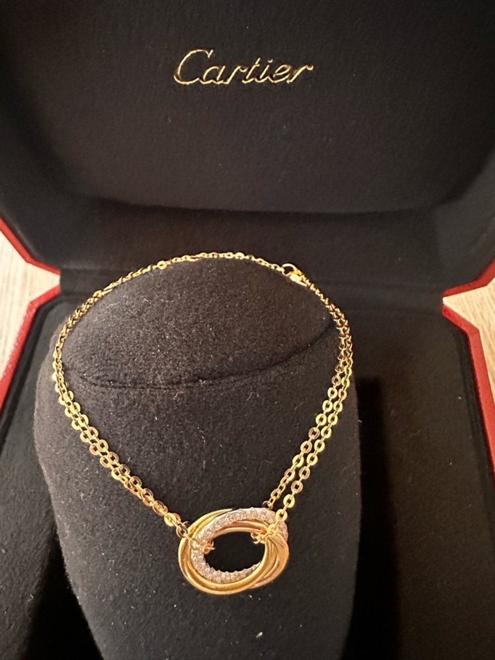 TRINITY BRACELET, ON CHAIN, DIAMONDS